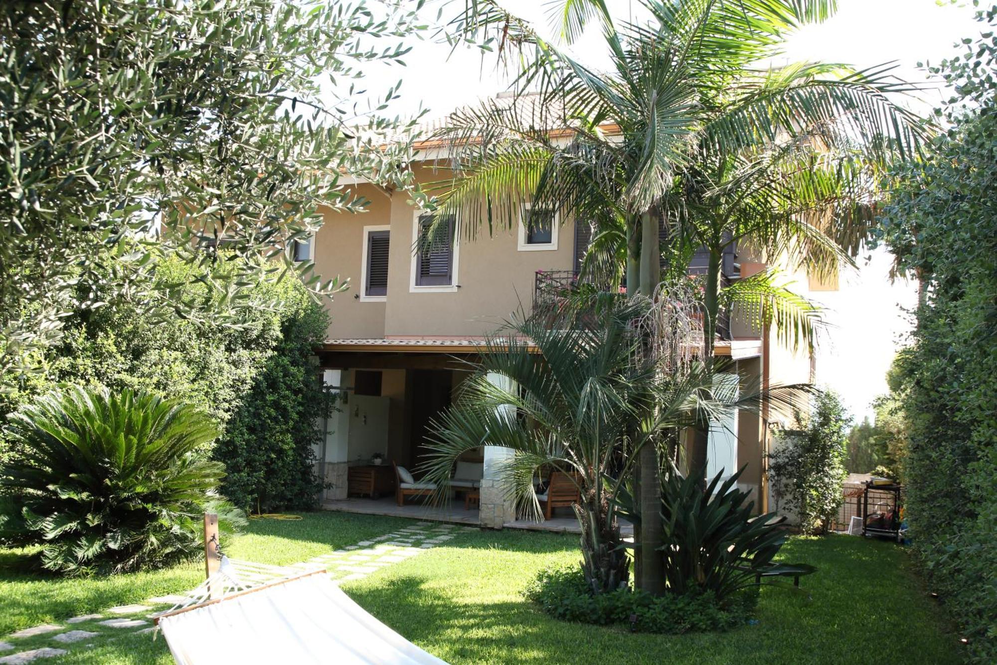 Domus Aurige Bed and Breakfast Messina Exteriör bild