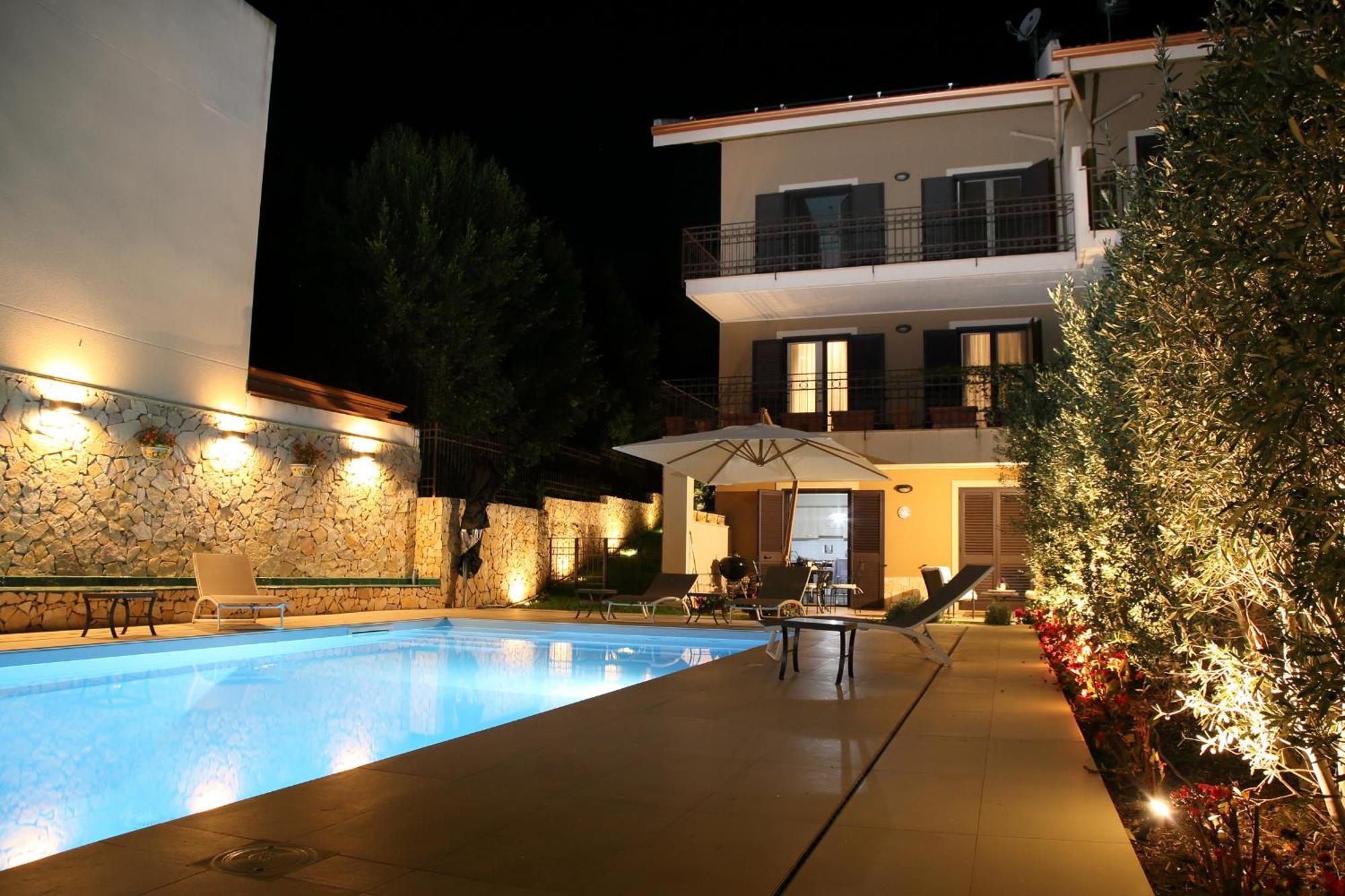 Domus Aurige Bed and Breakfast Messina Exteriör bild